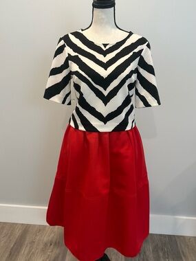 Express skirt size 2 and express cropped top size Xsmall